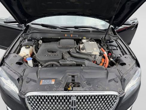 Used 2019 Lincoln MKZ Reserve FWD image 32
