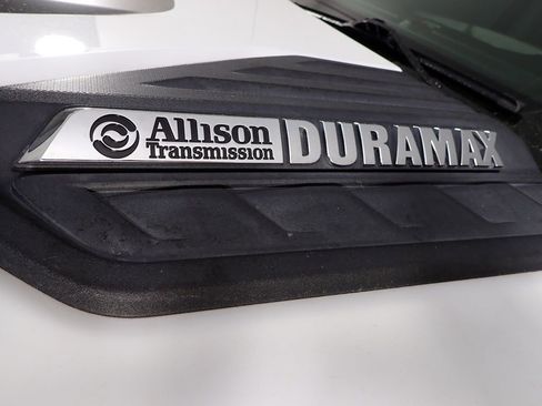 Used 2021 Chevrolet Silverado 3500 LTZ image 10