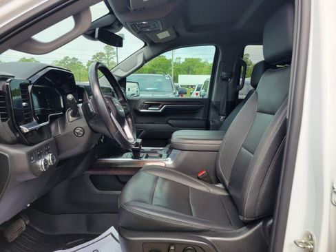 Used 2023 GMC Sierra 1500 SLT image 22