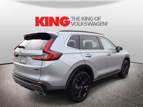 Used 2024 Honda CR-V Sport Touring image 3