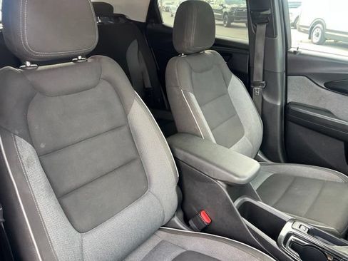 Used 2021 Chevrolet TrailBlazer LS FWD image 23