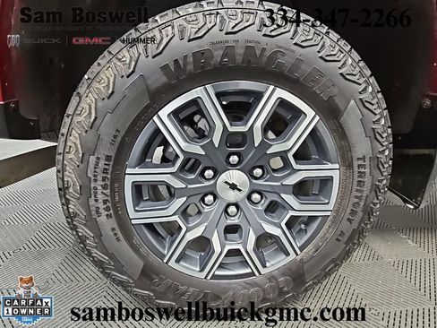 Used 2024 Chevrolet Colorado Z71 w/ Z71 Convenience Package 2 image 49