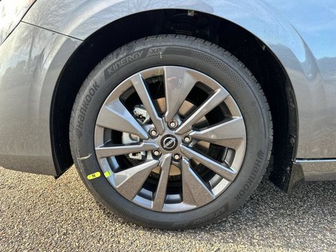 New 2026 Nissan Sentra SL w/ Floor Mat Package FWD image 11