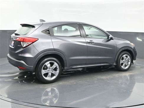 Certified 2021 Honda HR-V LX image 6
