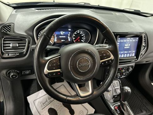 Used 2021 Jeep Compass Limited AWD/4WD image 4