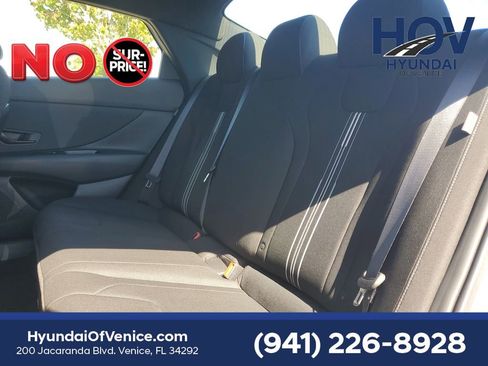 Certified 2025 Hyundai Elantra Sport FWD image 14