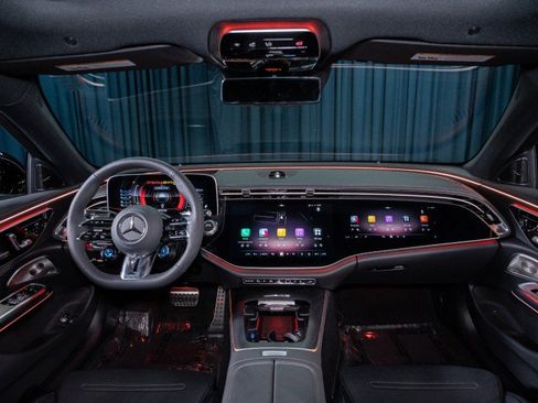 New 2026 Mercedes-Benz E 53 AMG e 4MATIC Sedan image 14