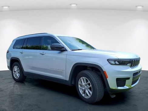 Used 2025 Jeep Grand Cherokee L Laredo w/ Luxury Tech Group I AWD/4WD image 6