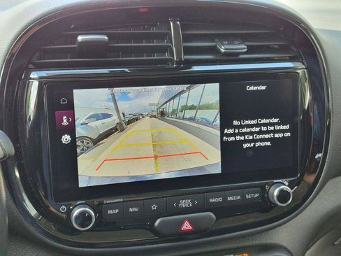 Certified 2023 Kia Soul GT-Line FWD image 19
