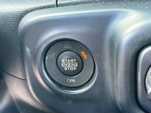 Used 2022 Jeep Wrangler Unlimited Sport S image 23