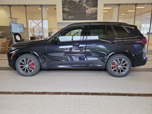 New 2026 BMW X5 xDrive40i w/ Executive Package AWD/4WD image 2