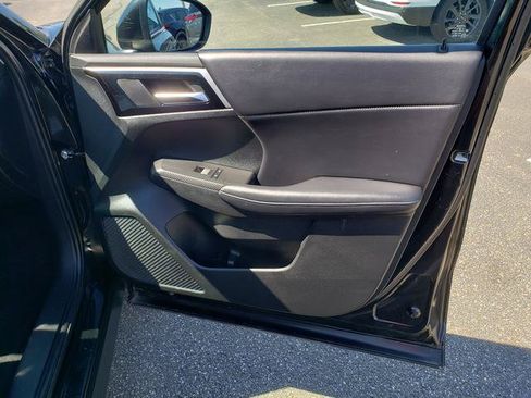 Used 2023 Mitsubishi Outlander SE AWD/4WD image 21