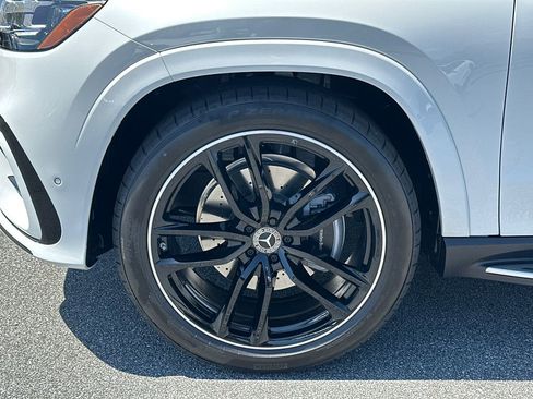 New 2026 Mercedes-Benz GLS 450 4MATIC image 12