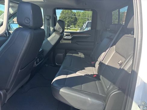 Used 2024 GMC Sierra 1500 Denali w/ Denali Reserve Package AWD/4WD image 17