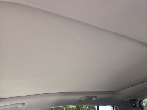 Certified 2022 Kia Sportage EX w/ EX Technology Package FWD image 23