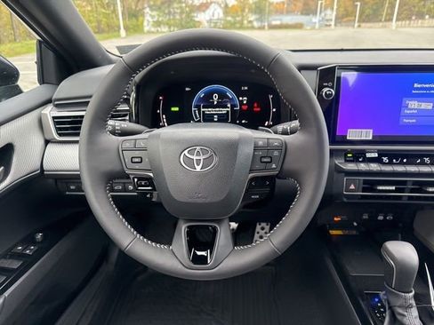 New 2026 Toyota Camry SE image 17