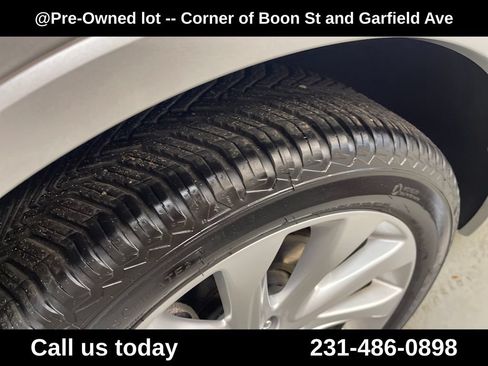 Used 2018 Buick Envision Premium w/ Driver Confidence Package AWD/4WD image 7