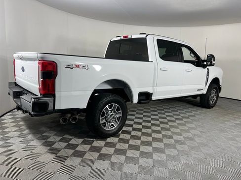 Used 2024 Ford F250 Lariat image 8