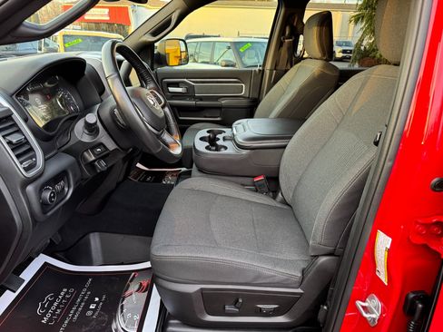 Used 2020 RAM 2500 Big Horn w/ Level 2 Equipment Group image 38