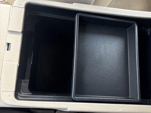 Used 2009 Toyota Camry LE image 25