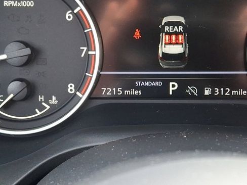 Used 2024 Nissan Rogue SV image 24