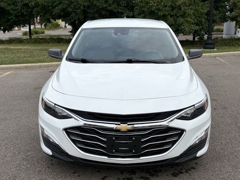 Used 2023 Chevrolet Malibu LS FWD image 5