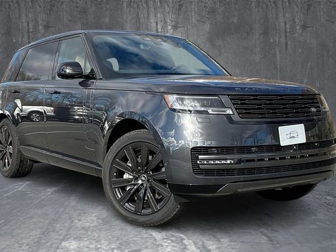 New 2025 Land Rover Range Rover Long Wheelbase SE image 2