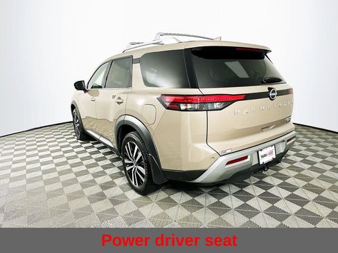 Certified 2024 Nissan Pathfinder Platinum w/ Cargo Package image 9