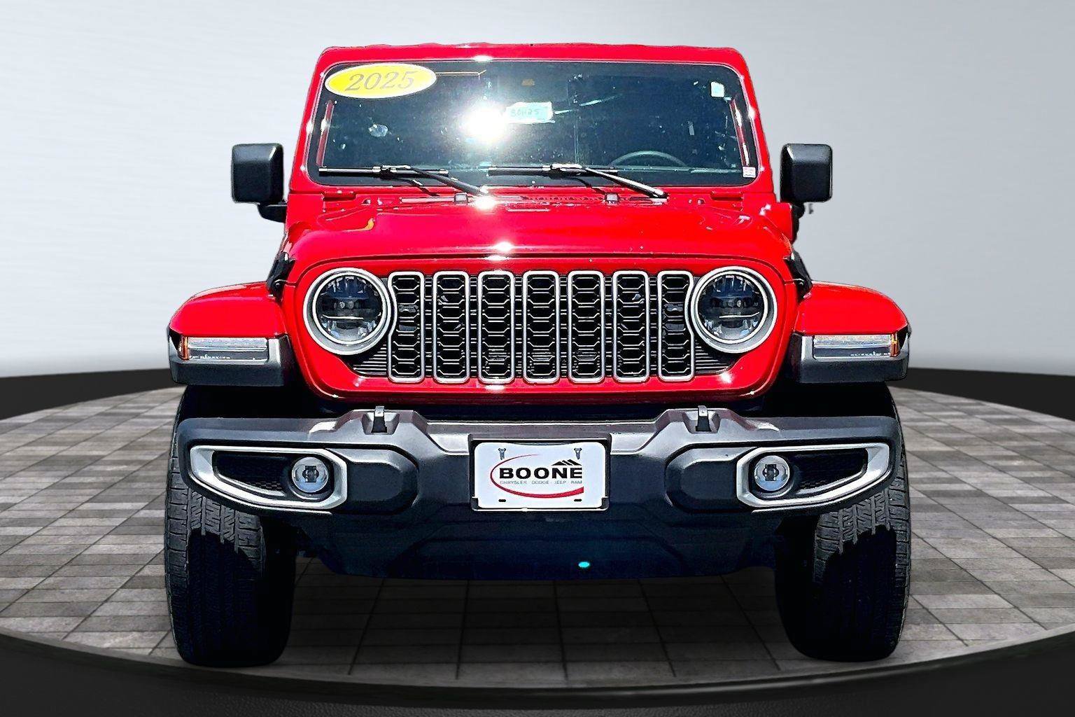 Certified 2025 Jeep Wrangler Unlimited Sahara AWD/4WD image 2