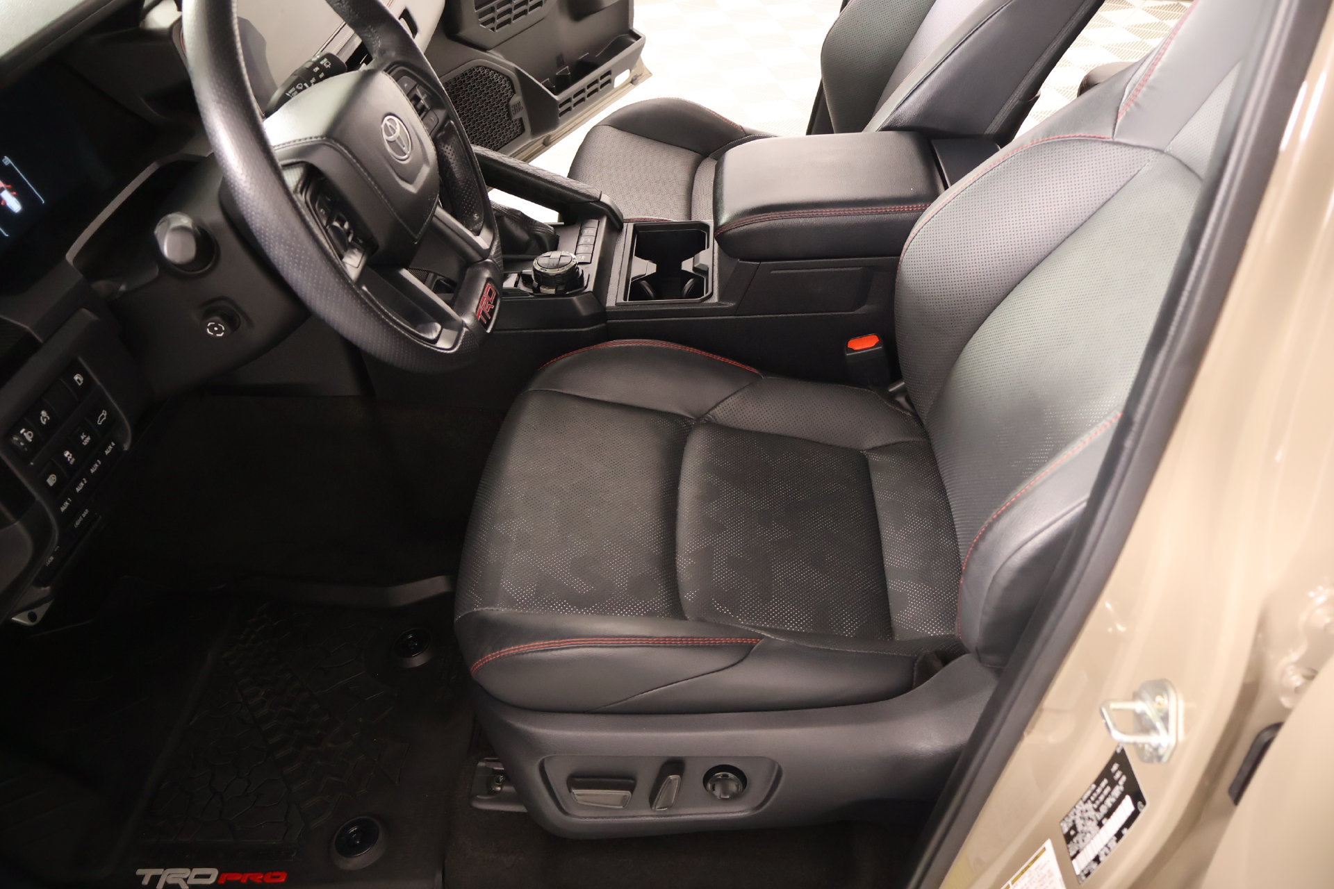 Used 2025 Toyota 4Runner TRD Pro AWD/4WD image 11