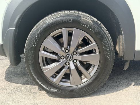 Used 2023 Nissan Pathfinder S AWD/4WD image 30