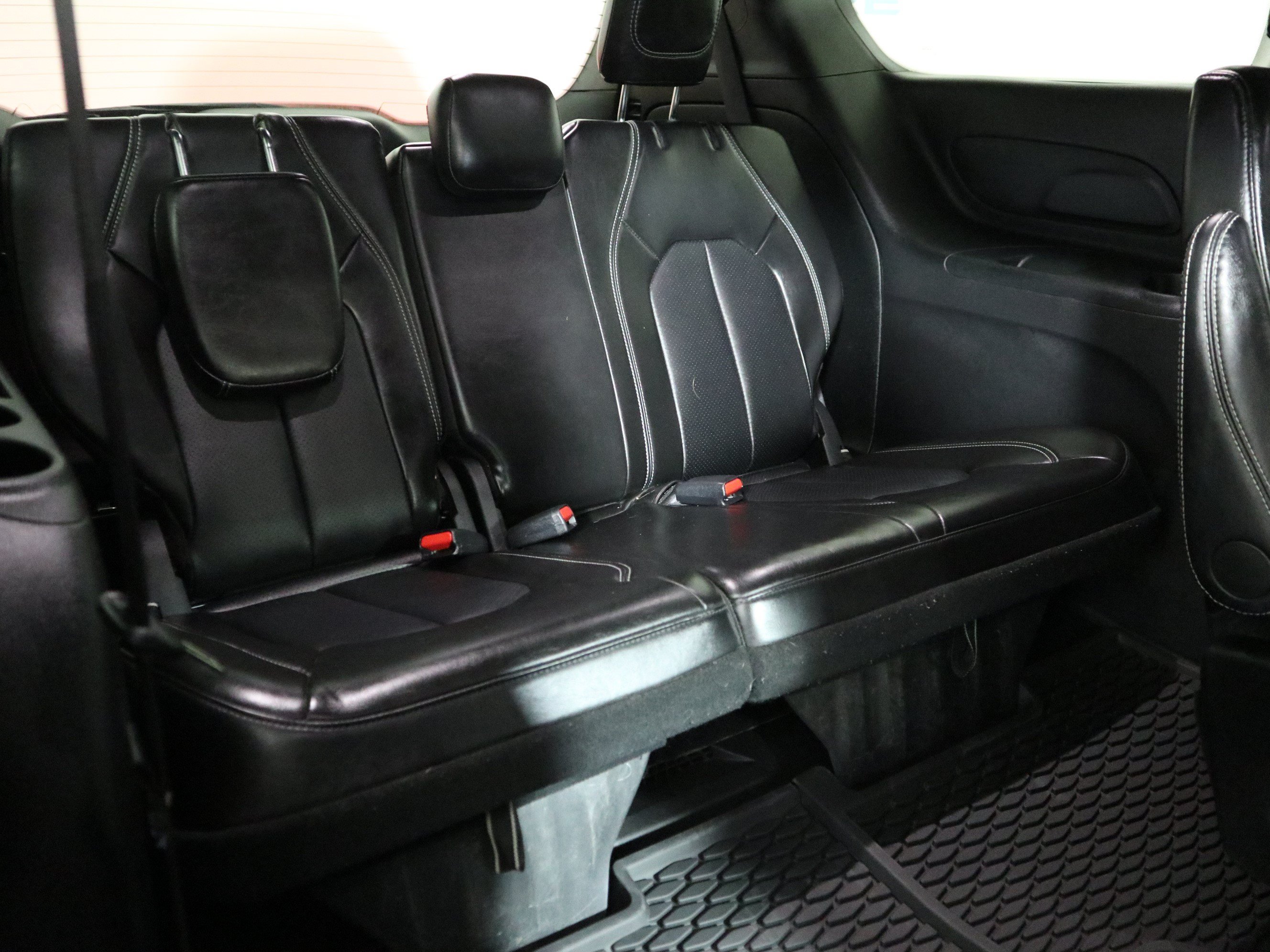 Used 2025 Chrysler Pacifica Select FWD image 22