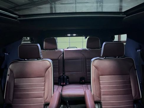 Used 2024 GMC Yukon Denali Ultimate AWD/4WD image 20