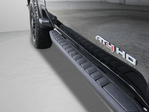 Used 2025 GMC Sierra 2500 AT4 w/ AT4 Premium Plus Package image 31