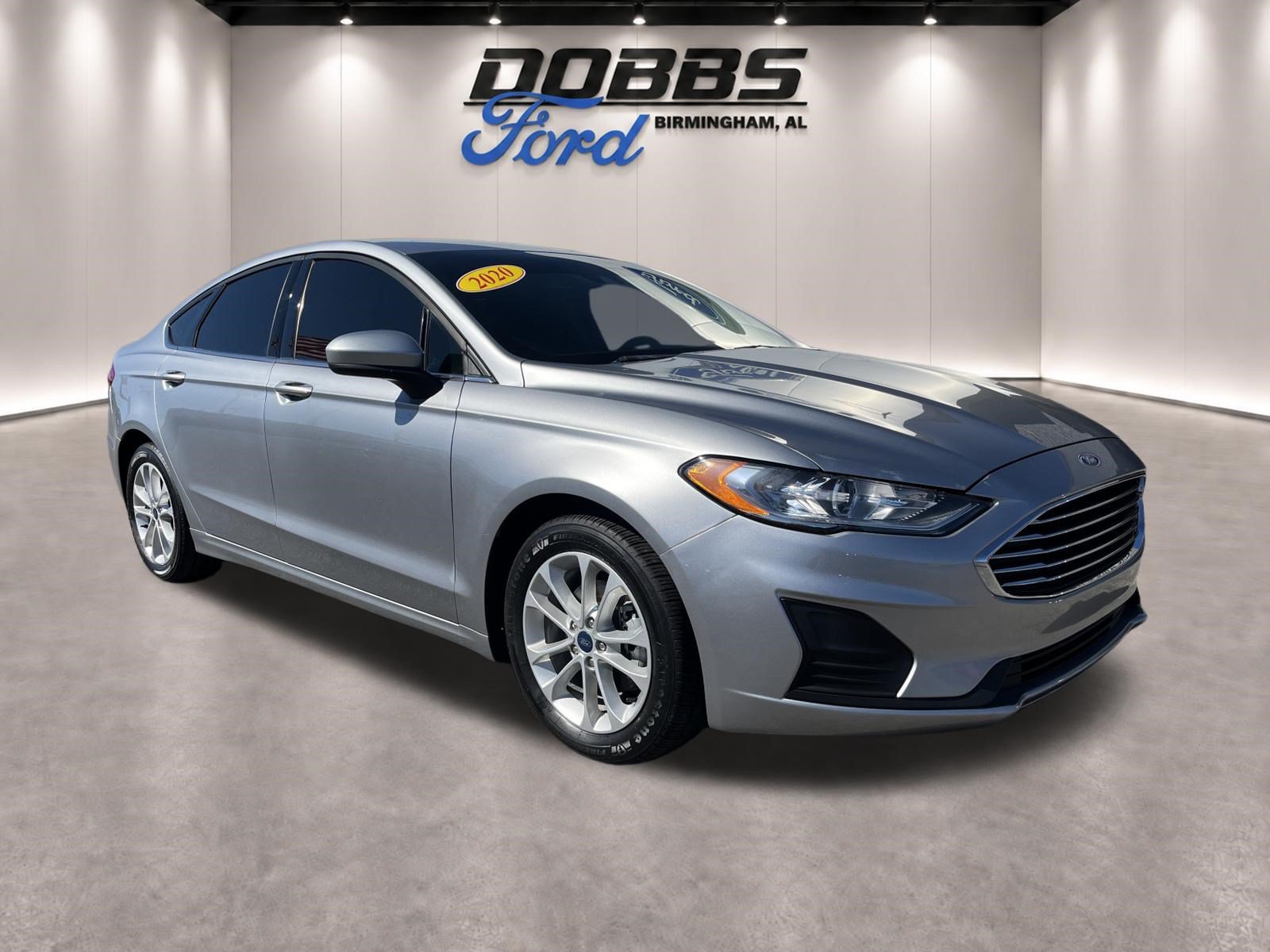 Certified 2020 Ford Fusion SE FWD image 1