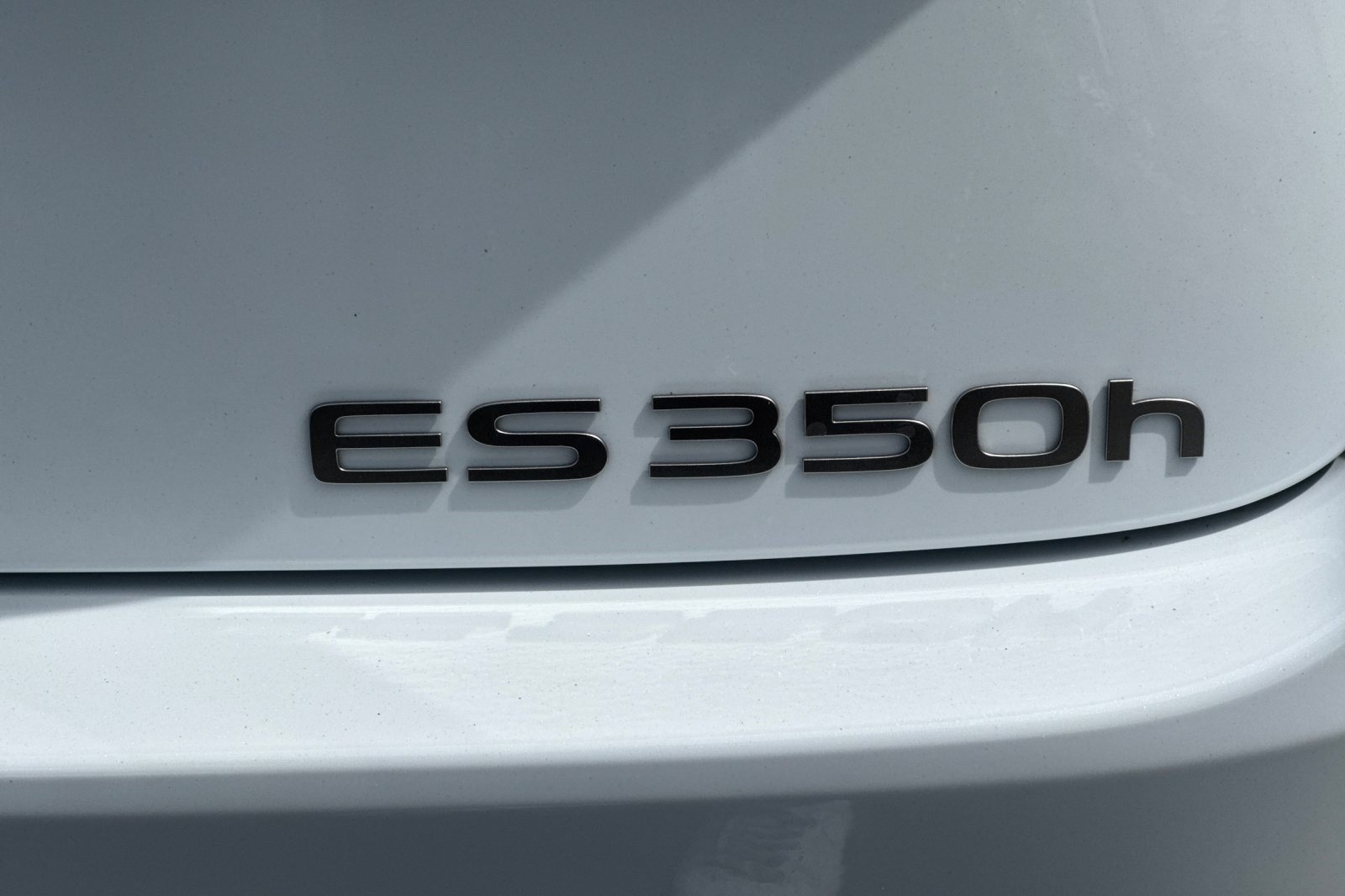 New 2026 Lexus ES 350h FWD image 23