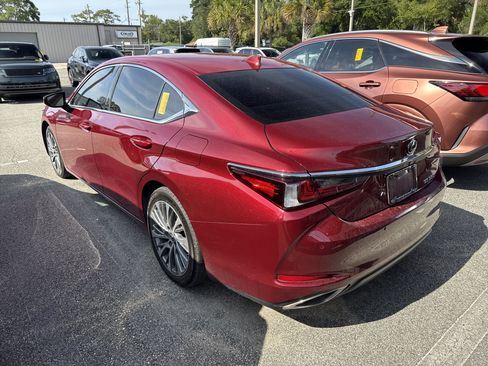 Used 2019 Lexus ES 350 w/ Premium Package FWD image 3