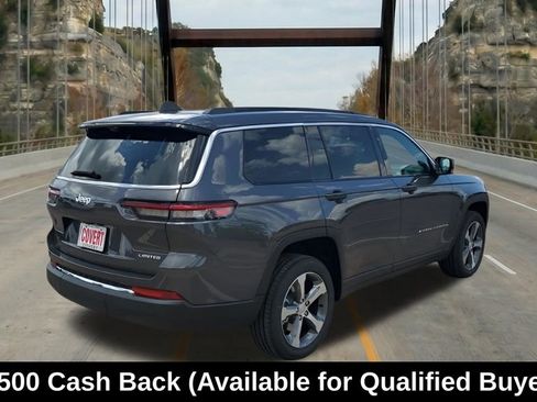 New 2025 Jeep Grand Cherokee L Limited w/ Luxury Tech Group II RWD image 15