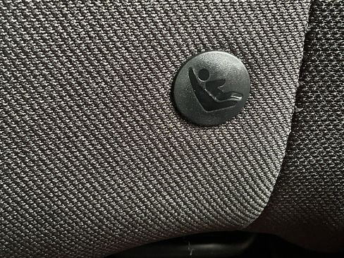 New 2025 Nissan Kicks Play S image 15