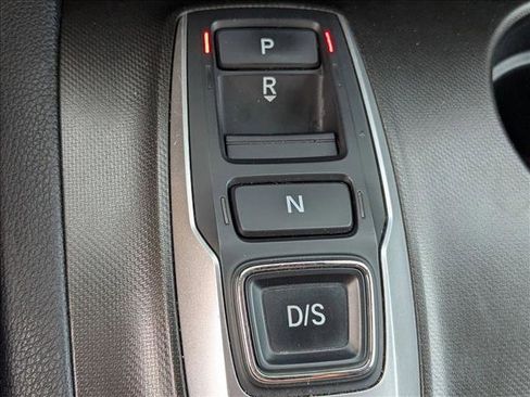 Certified 2022 Honda Pilot TrailSport image 12