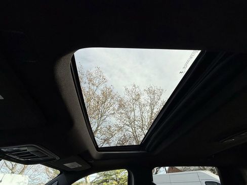 Used 2024 Chevrolet Silverado 3500 High Country w/ Technology Package image 29