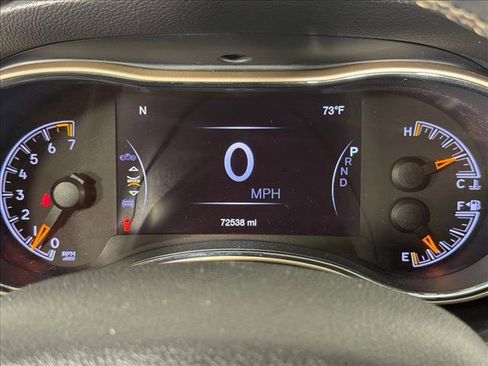 Used 2017 Jeep Grand Cherokee Limited AWD/4WD image 29