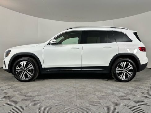 Used 2026 Mercedes-Benz GLB 250 4MATIC image 14