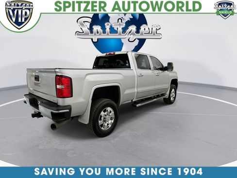 Used 2019 GMC Sierra 3500 SLT w/ Duramax Plus Package AWD/4WD image 10
