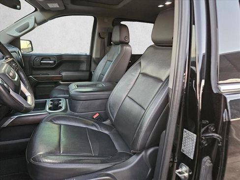 Used 2019 GMC Sierra 1500 SLT image 16