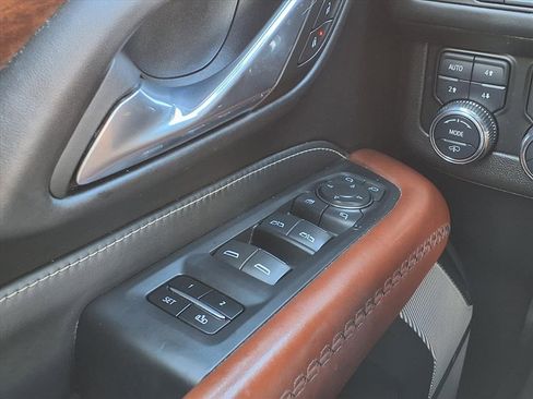 Used 2024 GMC Yukon Denali Ultimate image 40