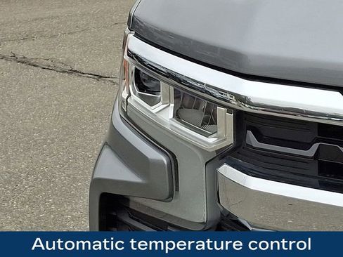 Used 2024 Chevrolet Silverado 1500 LT image 11