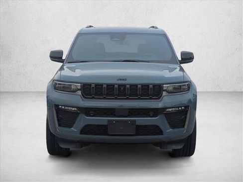 Used 2026 Jeep Grand Cherokee Limited AWD/4WD image 3