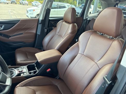 Used 2021 Subaru Forester Touring w/ Popular Package #2 image 23