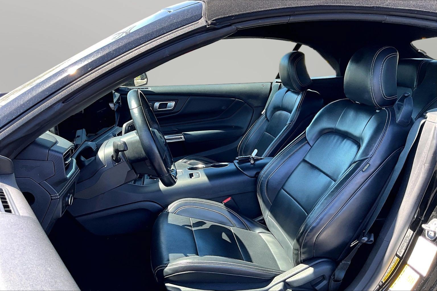 Used 2024 Ford Mustang Premium RWD image 15
